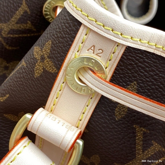 AAA Pruses Bags LOUIS VUITTON NOÉ 0815